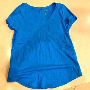 Ann Taylor Loft women’s small blue t shirt